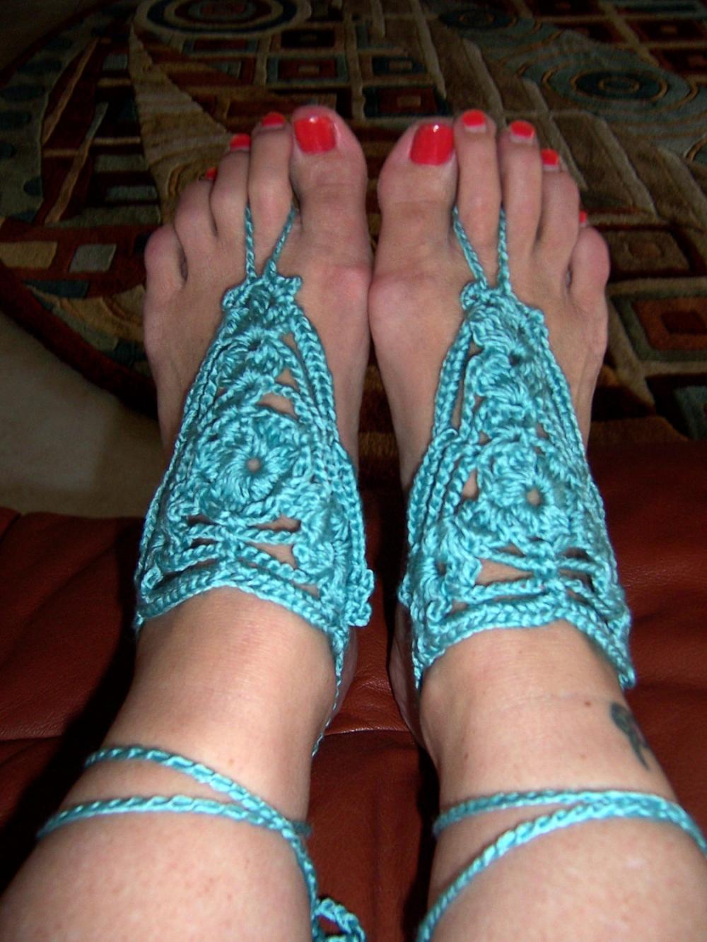 Barefoot Sandals or Fingerless Gloves - Turquoise Crochet, Beach wear, Foot jewelry, Wedding, Victorian, Lace, Sexy, Yoga, Pool