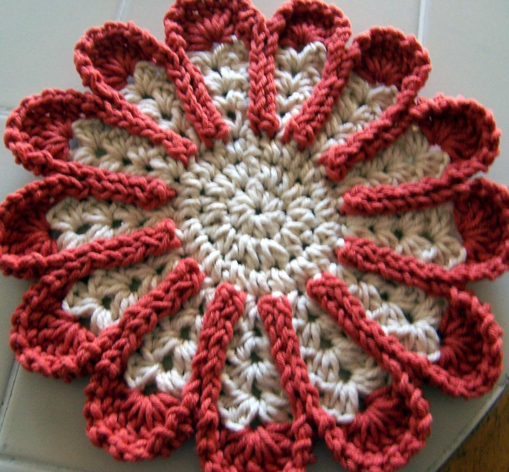 Chrysanthemum Dishcloth or Hotpad - Terricotta