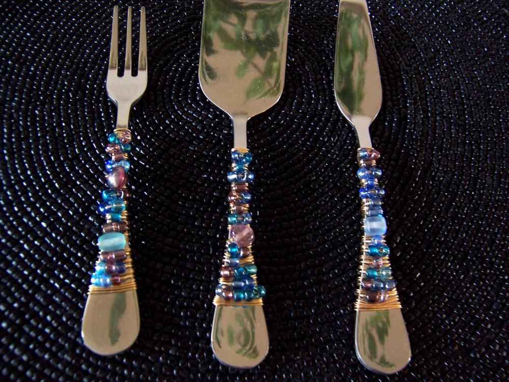 Beaded Cheese Serving Set - 3 pieces
